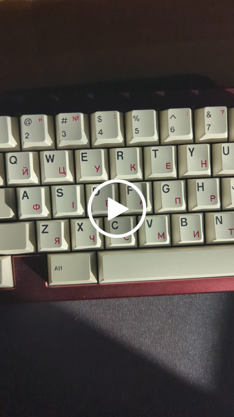 Customer video review of KEYKOBO Beige ABS Double-Shot Keycap Set