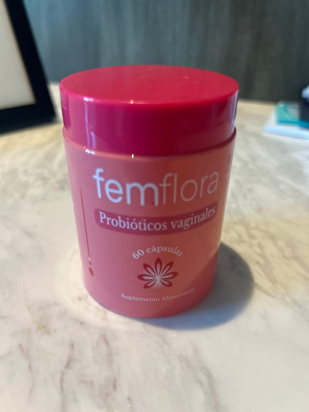 Customer photo review of FemFlora - Recupera Tu Confianza Íntima