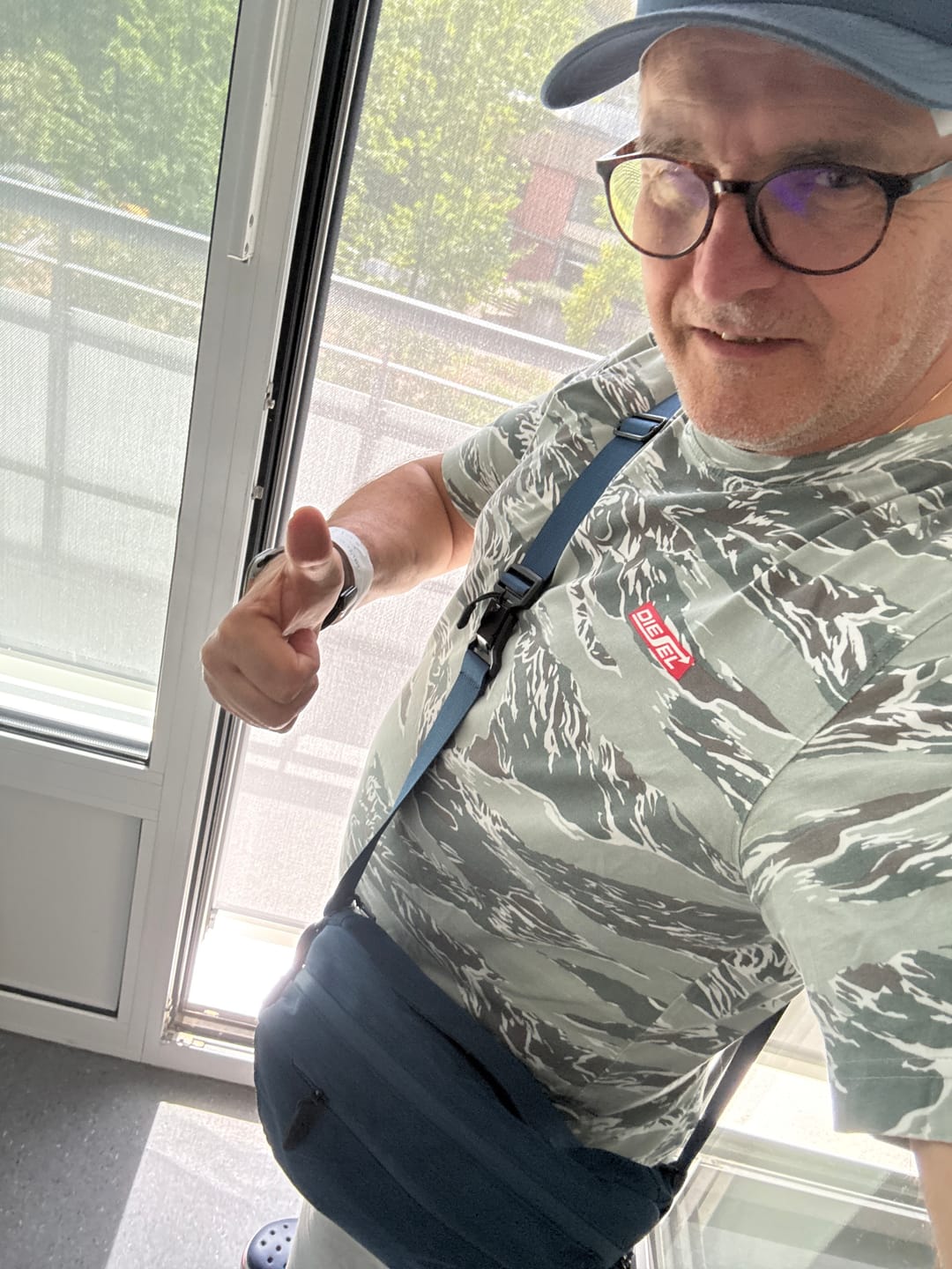 Customer photo review of Hunterson Frankie Sling Bag