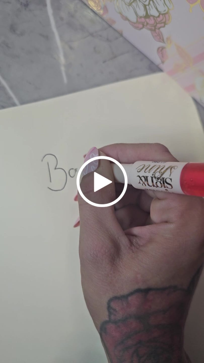 Customer video review of Back to Business Sign And Shine Lip Oil Pen - PRE-ORDER