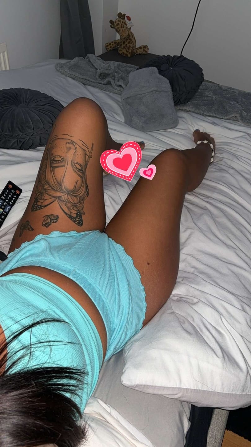 Customer photo review of Intensifying Tanning Gel - Watermelon