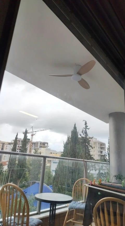 Customer photo review of Three-Blade Ceiling Fan with Dimmable Light and Remote