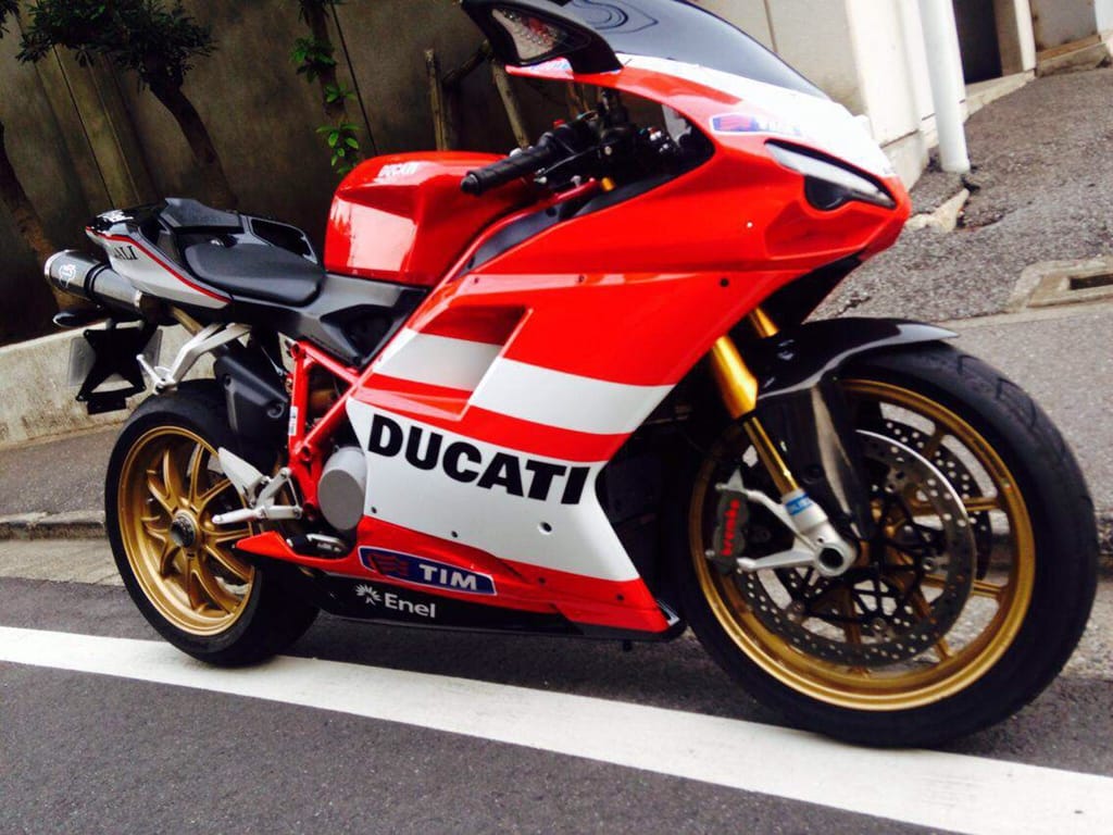 Customer photo review of Ducati  848 1098 1198  White design Fairing kit