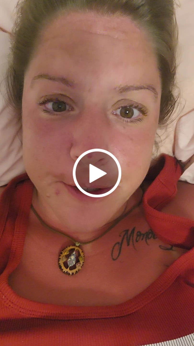Customer video review of Hippie Flip Mushroom Gummies