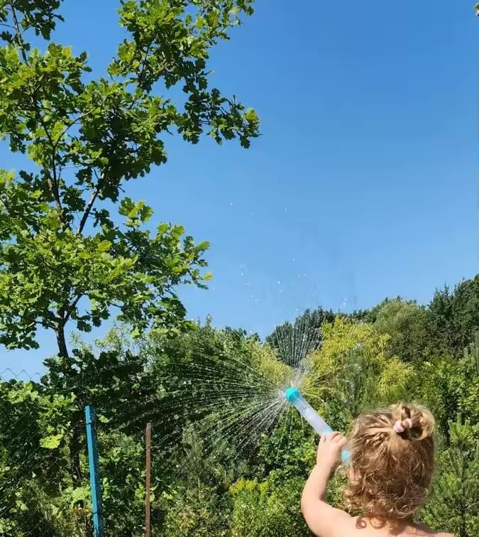 Customer photo review of SplashWands™ – 4 Pack Pump Action Water Sprayers