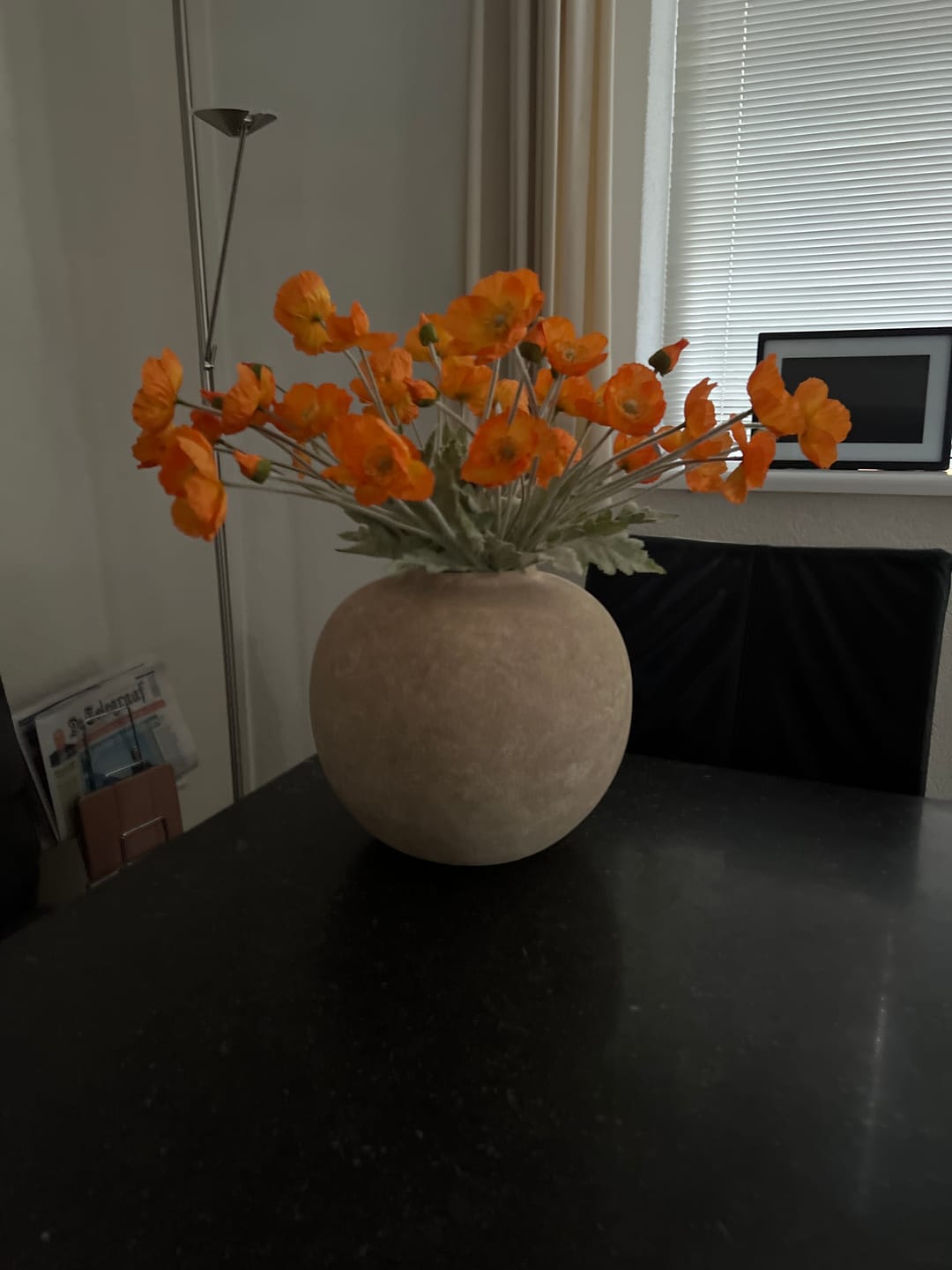 Customer photo review of Zijden Klaprozen - Licht oranje