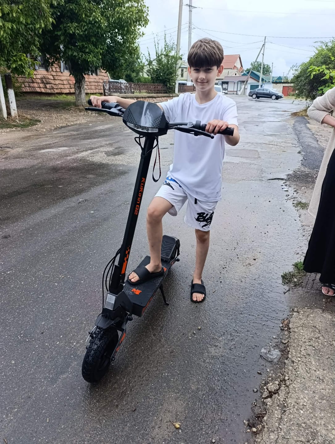 Customer photo review of KuKirin (Kugoo) G2 Electric Scooter 2026 Version