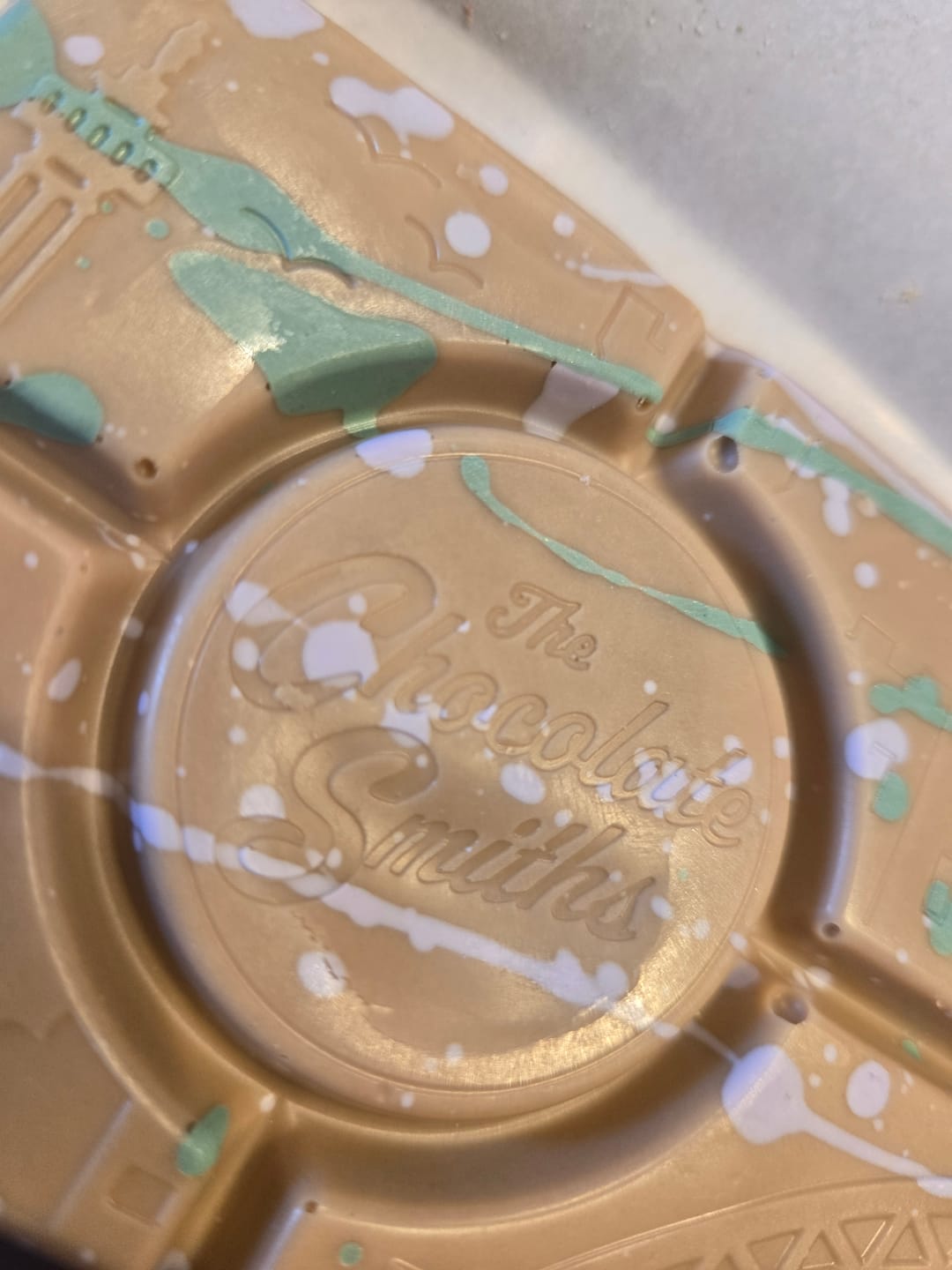 Customer photo review of Nana’s Biscuit Tin Bar 145g