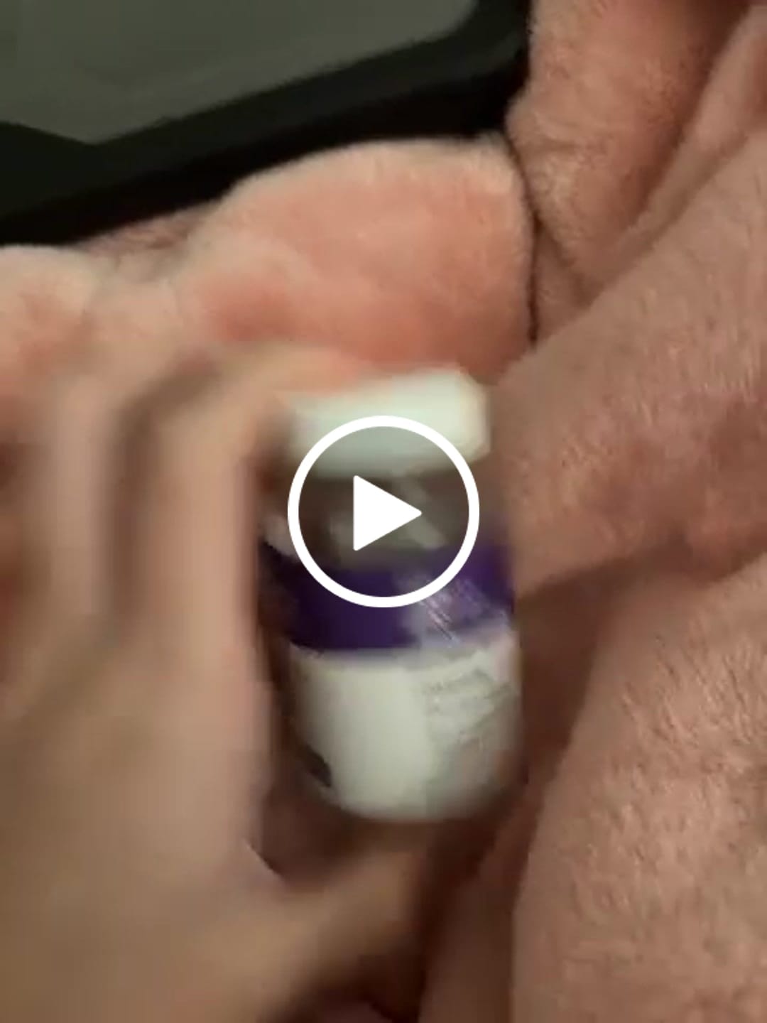 Customer video review of Healthy Box Probiotics for pH, Odor, Pms Relief & Uti Prevention