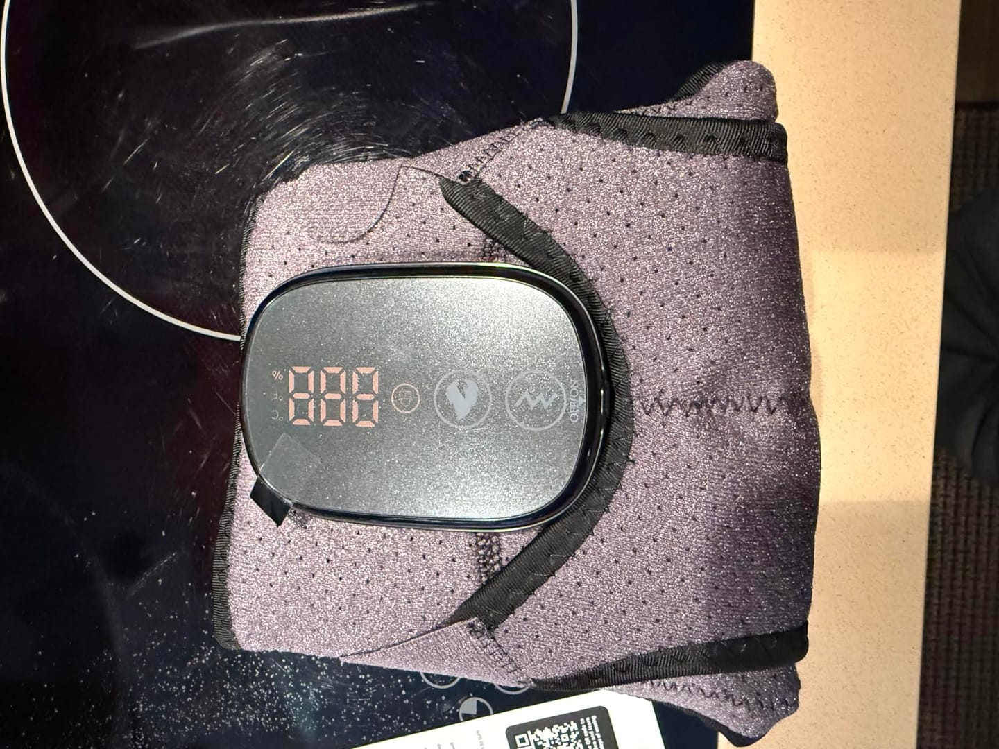 Customer photo review of Wisemed Shoulder Massager