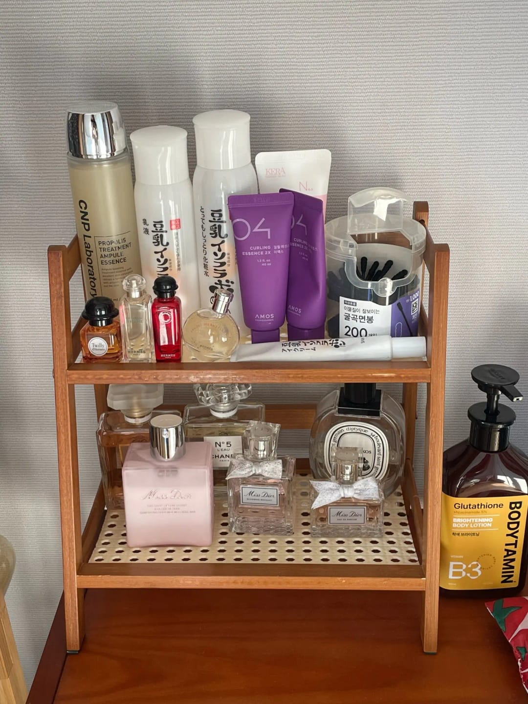 Customer photo review of 2-Tier Retro Bamboo Storage Shelf - Countertop Organizer for Kitchen & Dressing Table