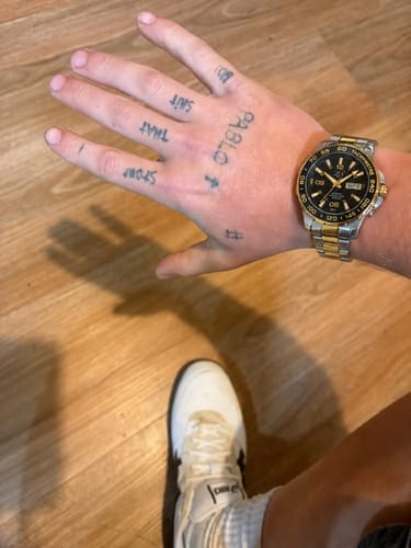 Customer photo review of Looking Sharp® Tours