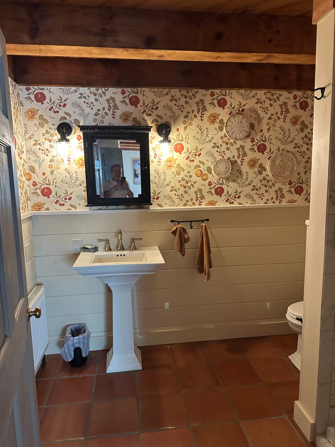 Customer photo review of Afina - Fruits, Flowers & Leaves Wallpaper