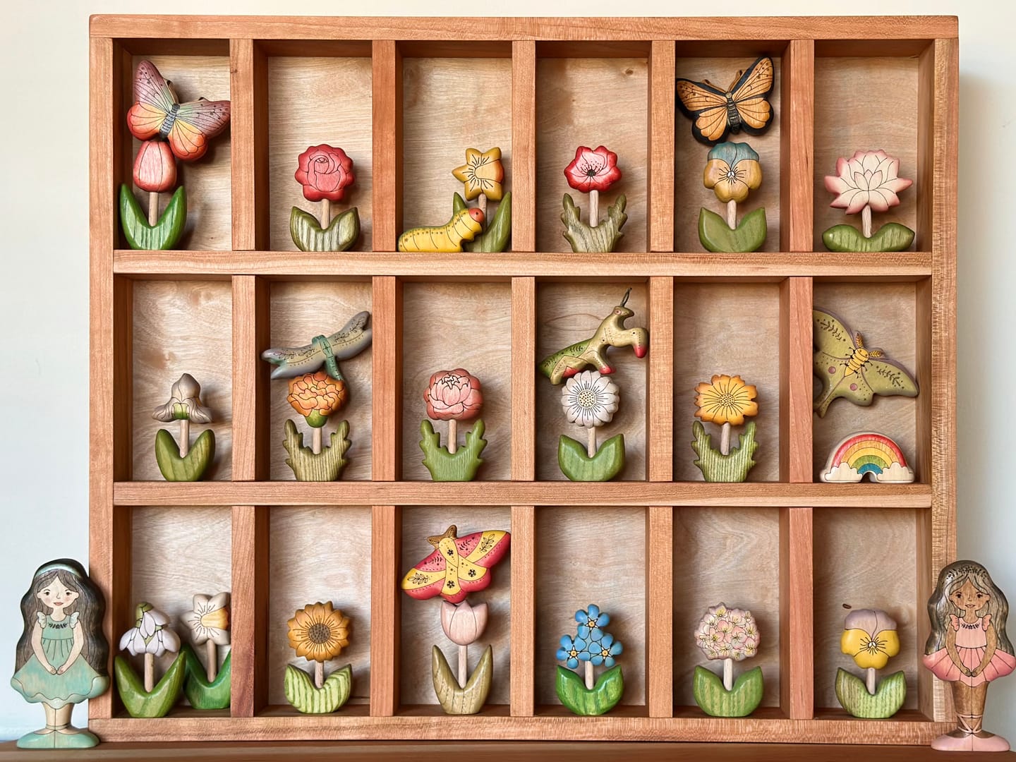 Customer photo review of Puppet Display Box