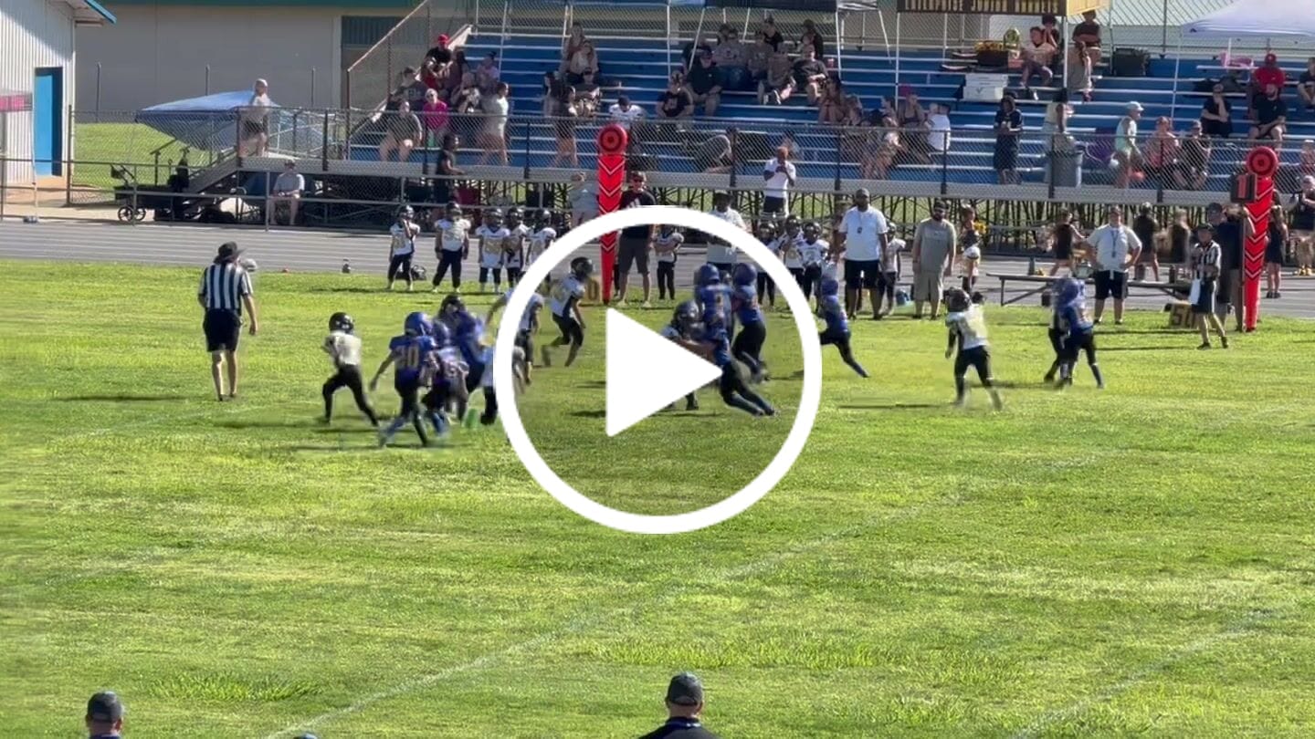 Customer video review of Warhawk Football Cleats Quantum Speed 2.0 by Phenom Elite