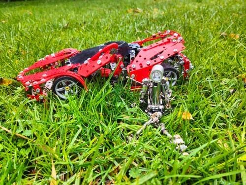 Customer photo review of Terminator M 3D Metal Puzzle – Premium Poseable Robot with LED Light