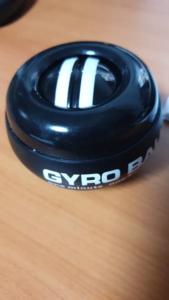 Customer photo review of Gyroball