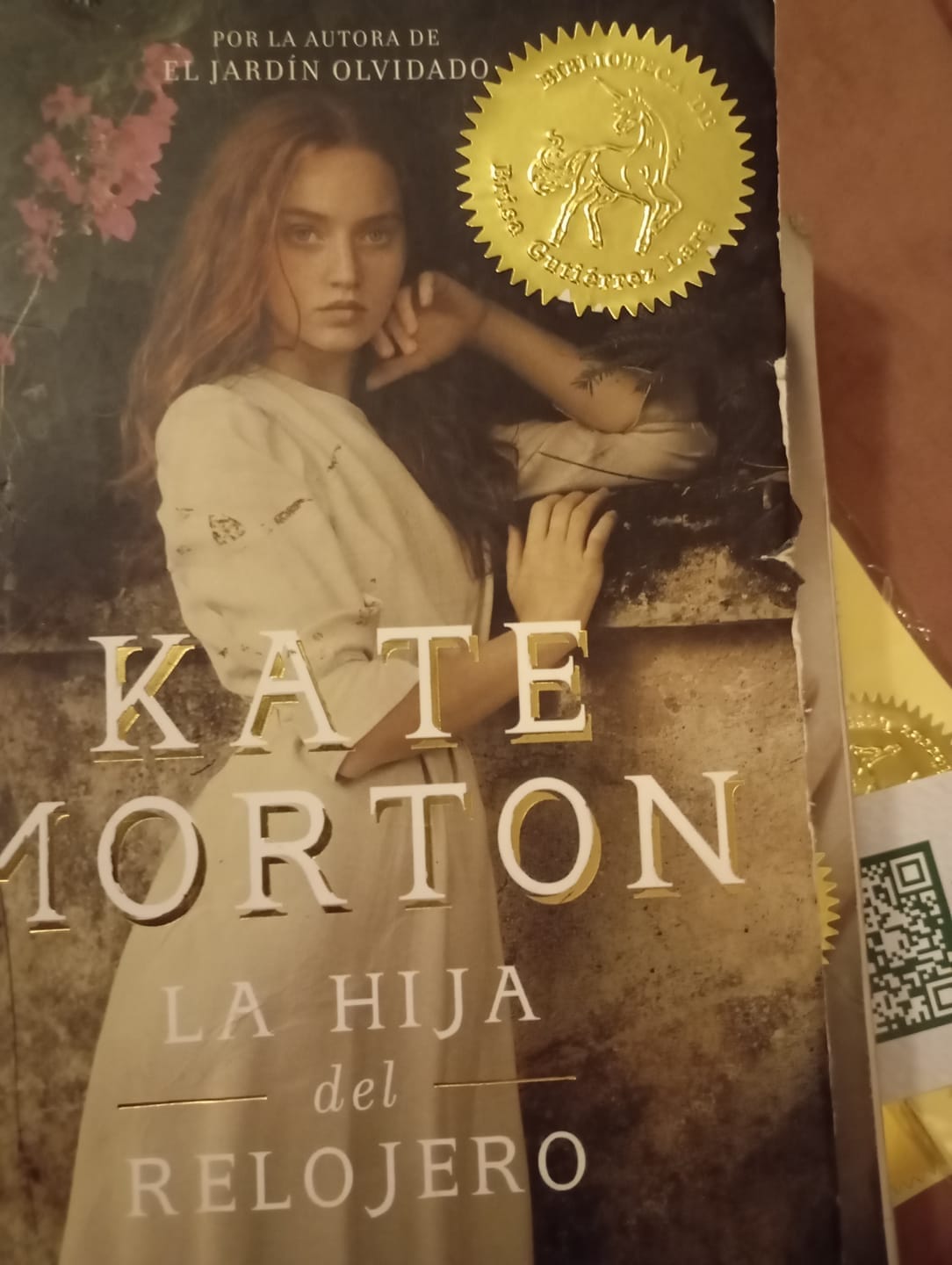 Customer photo review of Sellador de libros personalizado