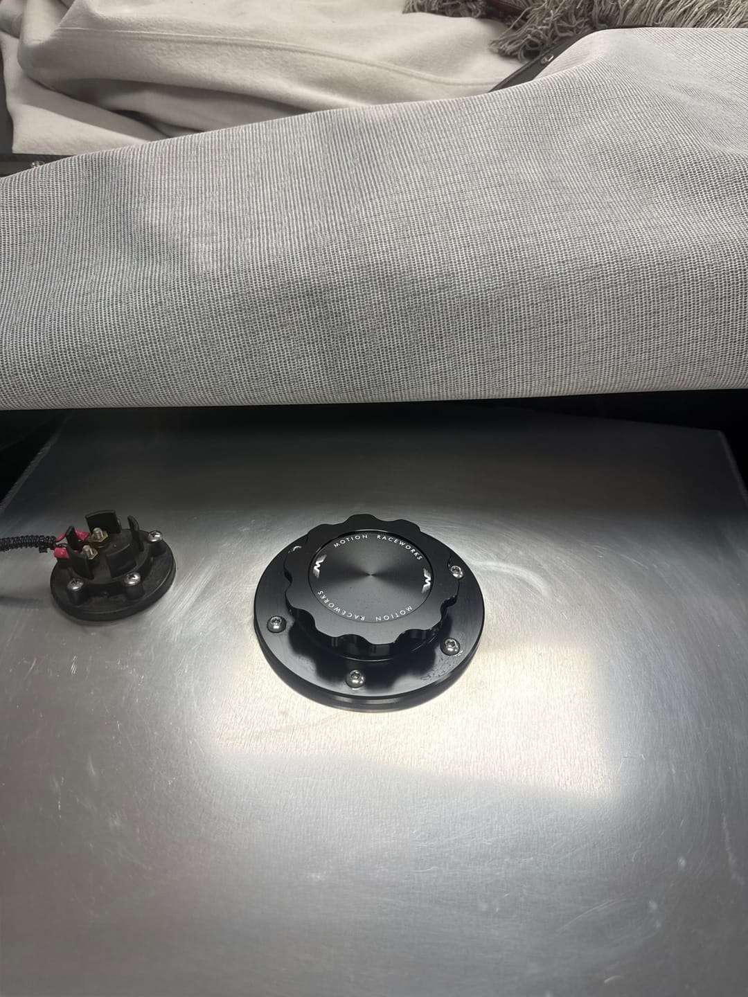 Customer photo review of Motion Billet Fuel Cap (Screw on) 6 bolt w/ Seal and Hardware 27-140