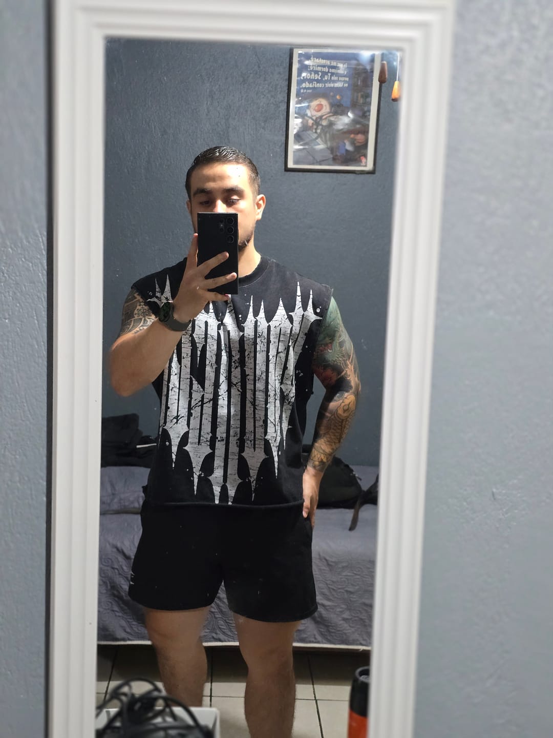 Customer photo review of 3021 - Revenge Crop Cut-Offs