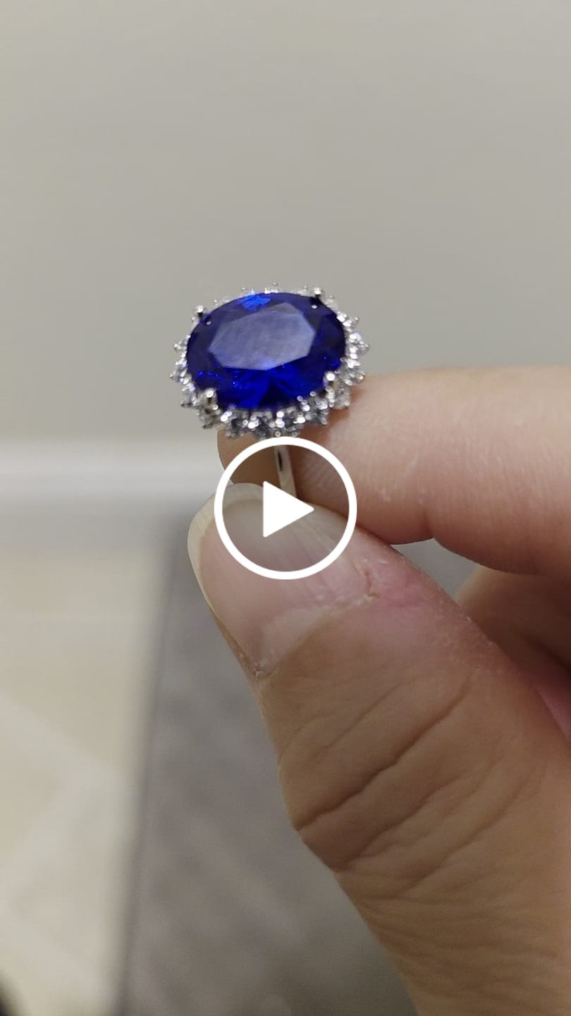 Customer video review of 4.5 Carat Halo Oval Cut Blue/Red/Green/Yellow Sapphire Engagement Ring In Sterling Silver