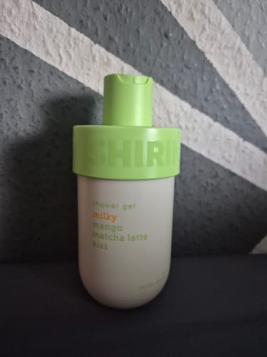 Customer photo review of Shower Gel Milky Mango Matcha Latte Kiss