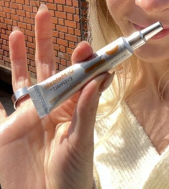 Customer photo review of Retinol Eyebag Cream