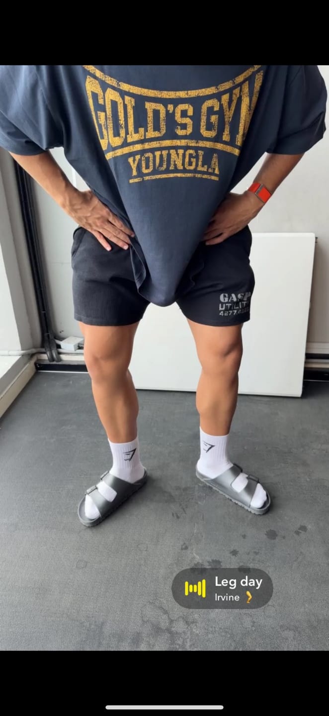 Customer photo review of 4248 - Gold's Iron Legacy Huge Tees