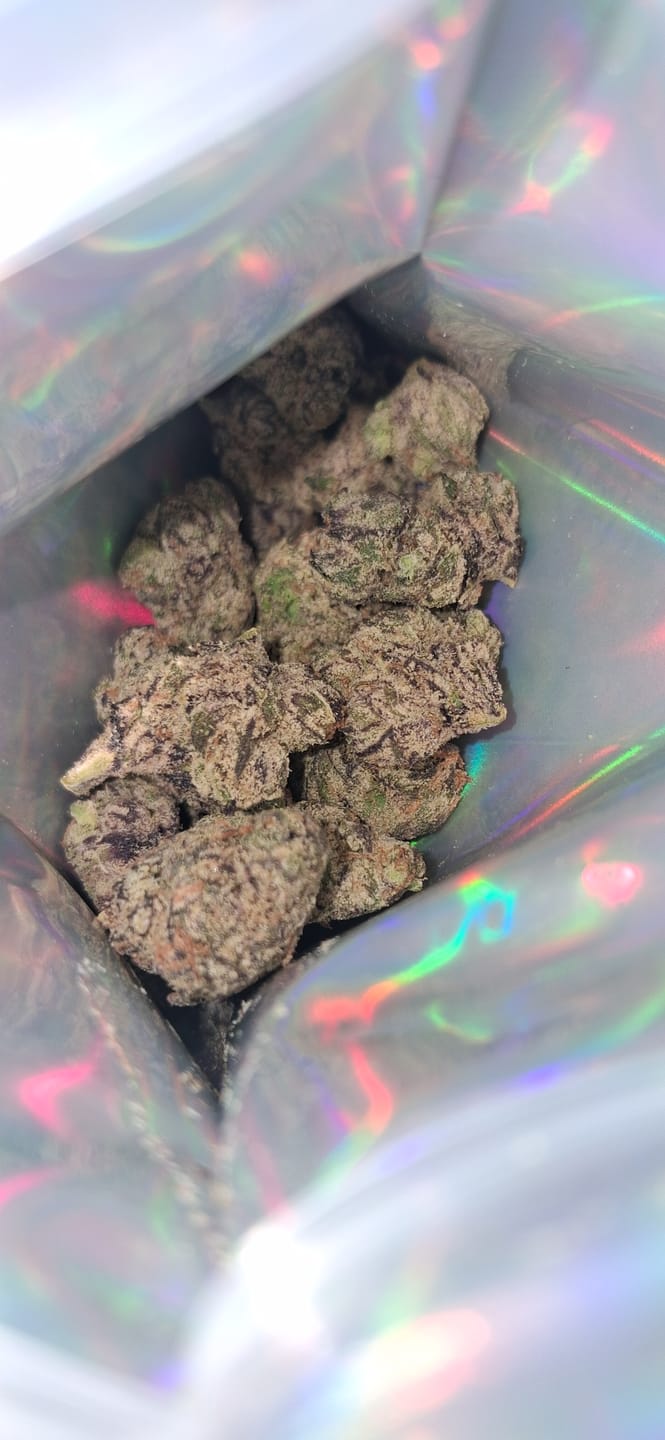 Customer photo review of Free 8th THCa Small