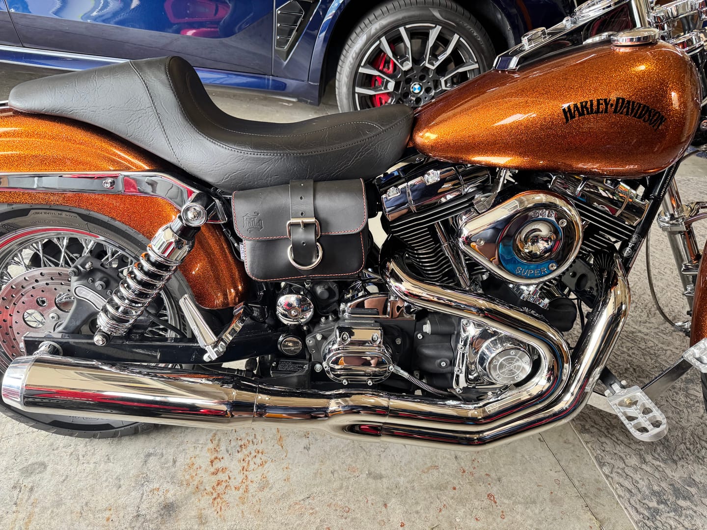 Customer photo review of H-D® Dyna Bolt On Battery Bag | Model DBB07 | Made in USA