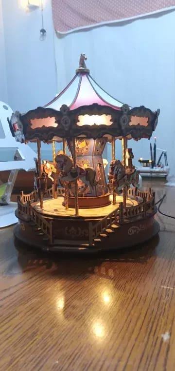 Customer photo review of Rolife Classic Carousel 3D Wooden Puzzle
