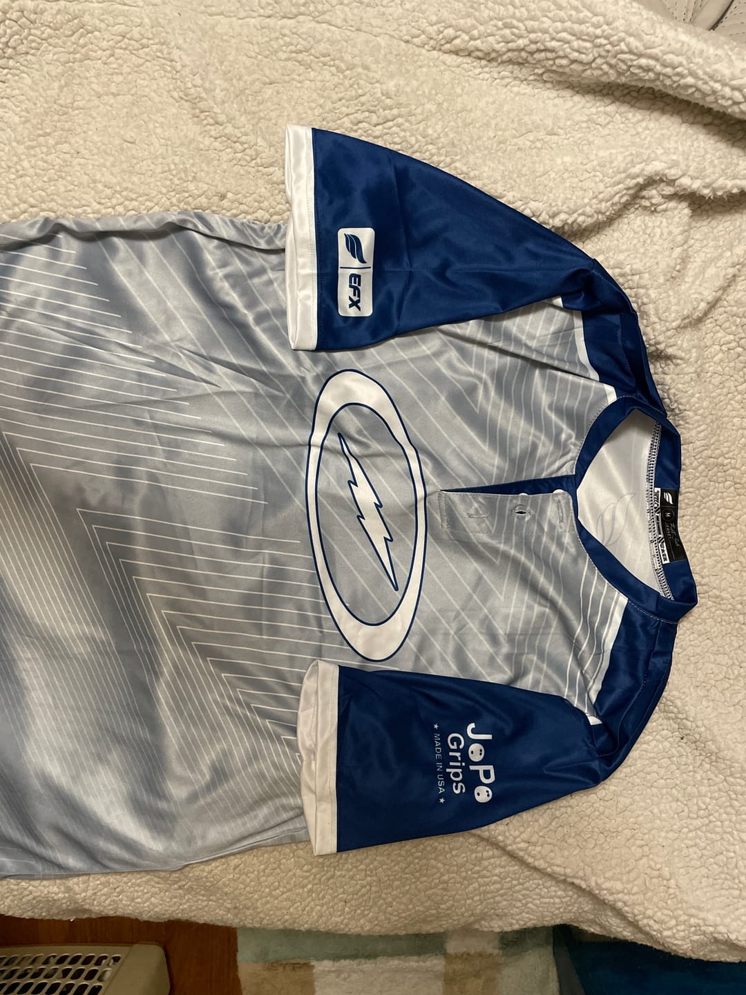 Customer photo review of Clean Lines - Navy Silver - Bowling Jersey