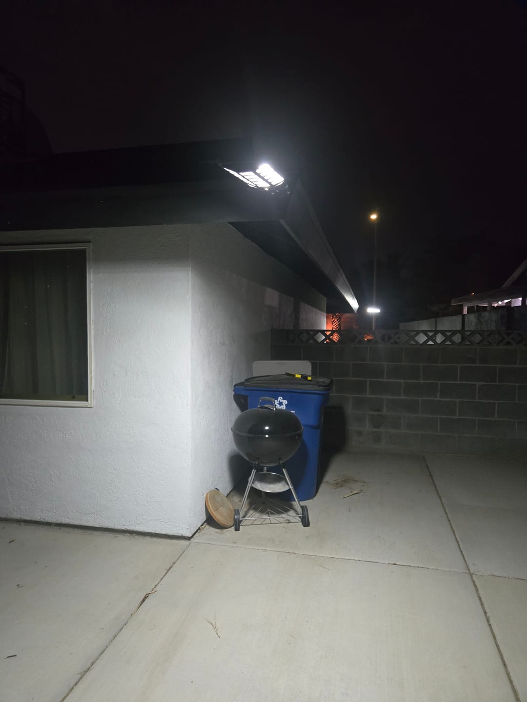 Customer photo review of 60W 90W Solar Outdoor Dusk to Dawn Lights with Remote Control