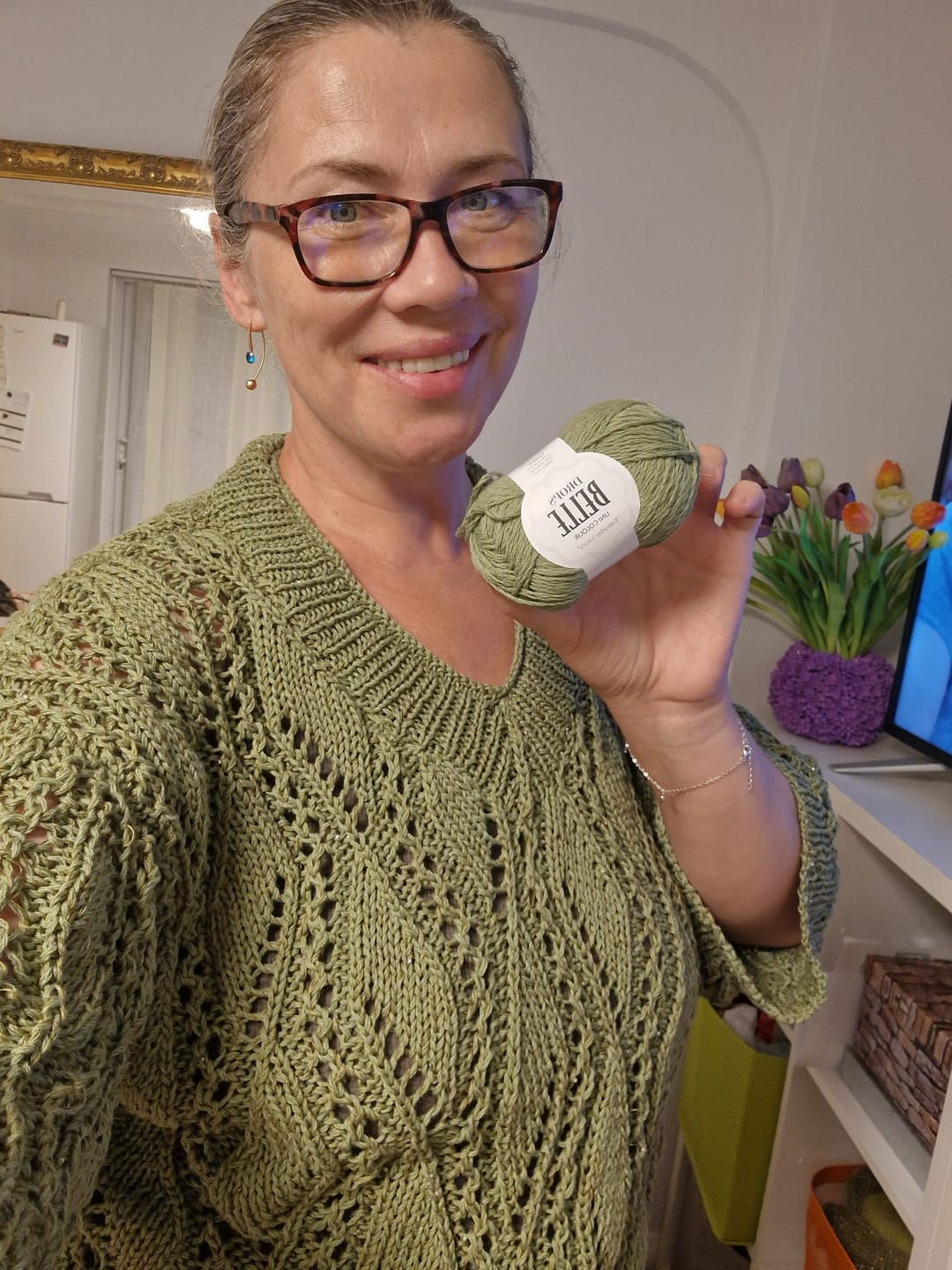 Customer photo review of DROPS Belle
