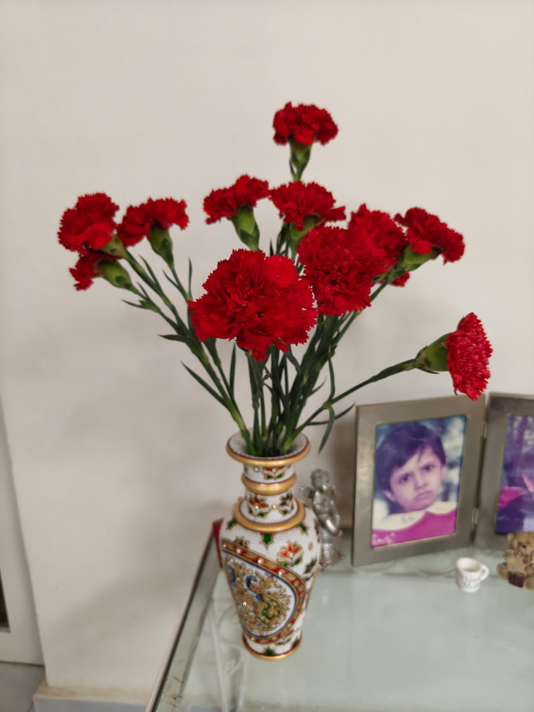 Customer photo review of Carnations