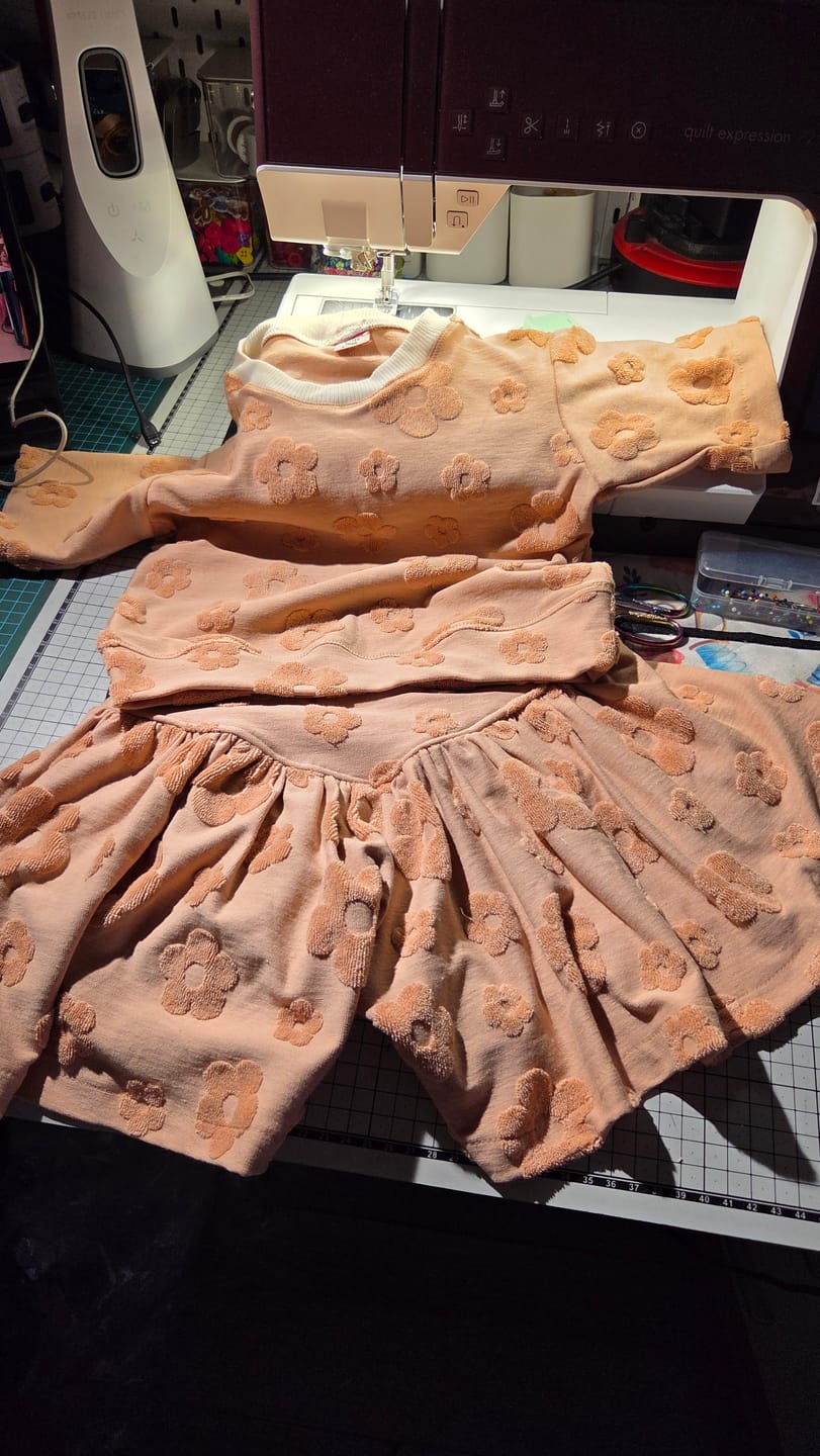 Customer photo review of Qjutie - Floral Jacquard - Dusty Salmon