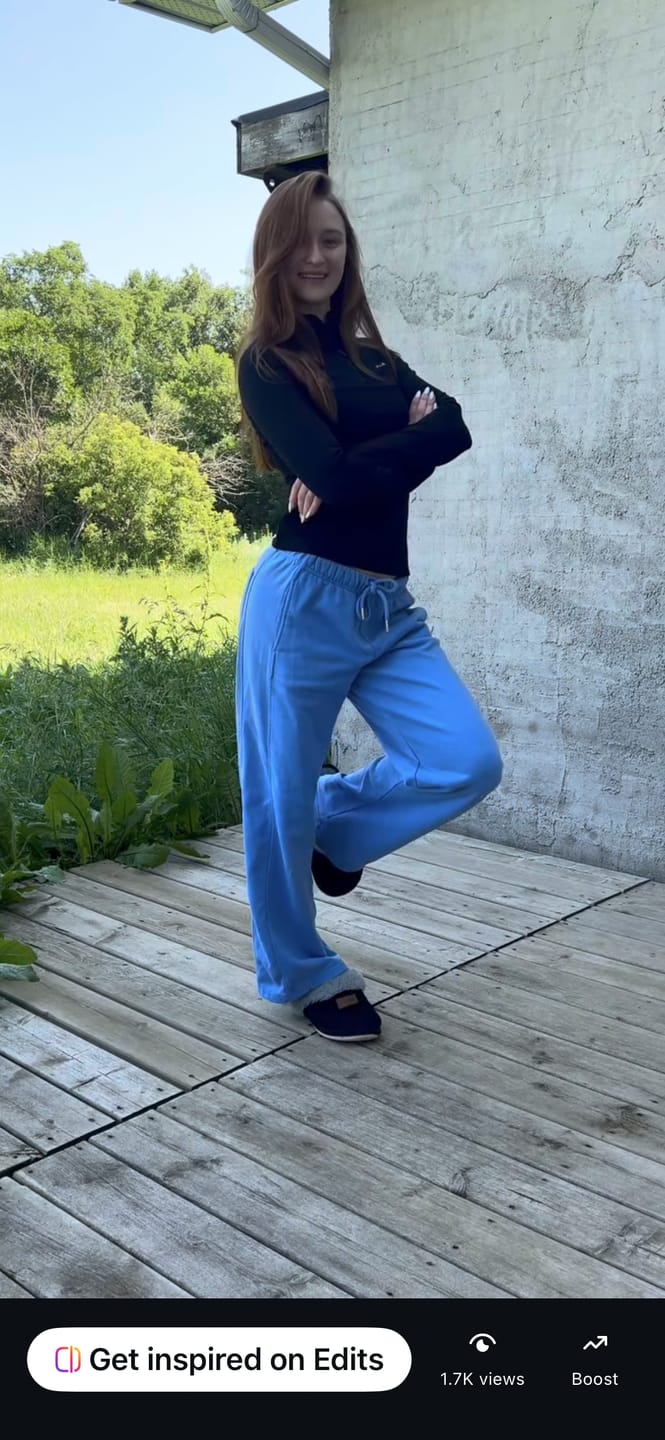 Customer photo review of W5160 - Velocity Pullover