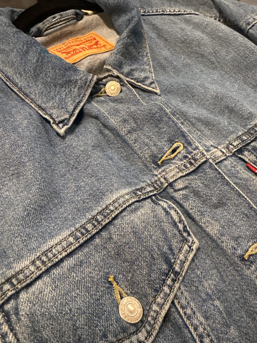 Customer photo review of Wholesale Levi's Jackets (10 Pieces)