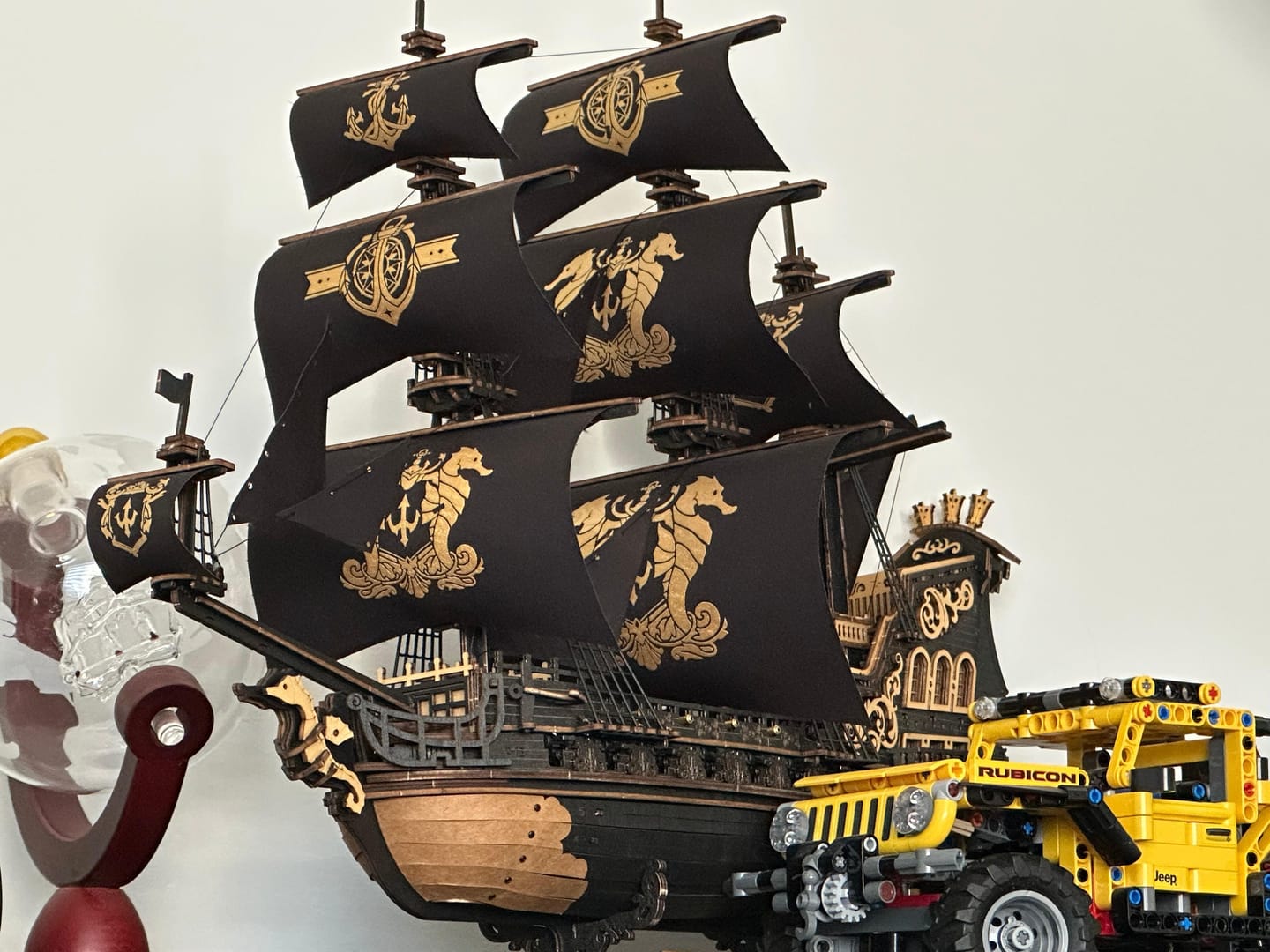 Customer photo review of Wooden Pirate Ship Model Kit – ROKR Seahorse Barque MCB02