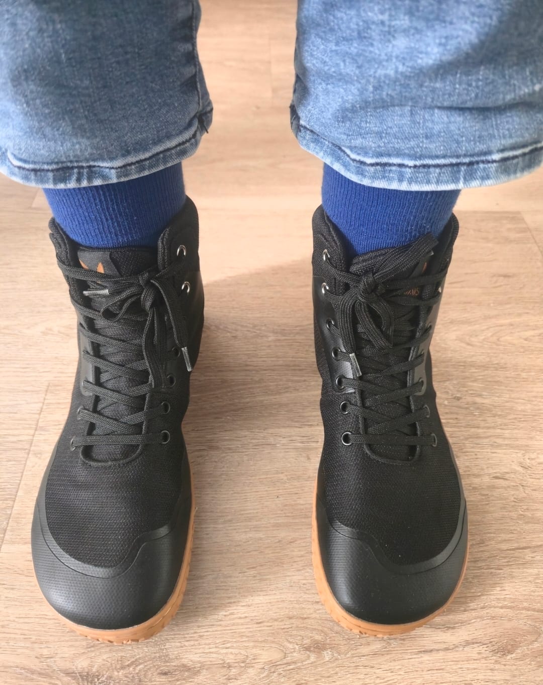 Customer photo review of Vaistoa Huoleton | Barefoot Hemp Sneakers
