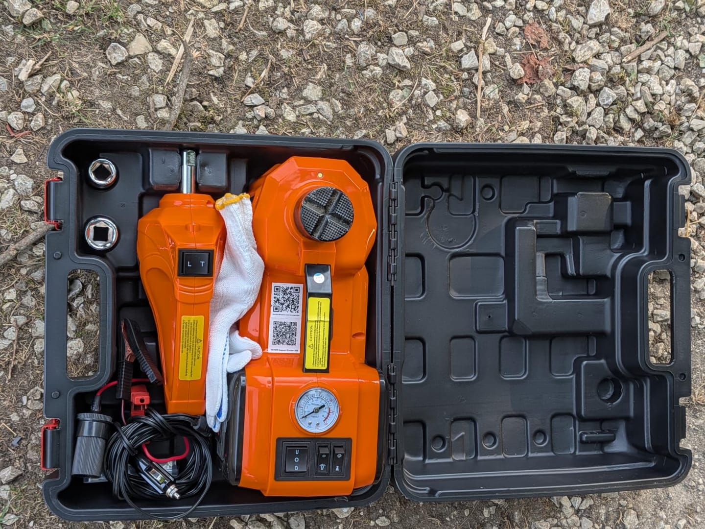 Customer photo review of Cric Hydraulique Électrique - 5 t