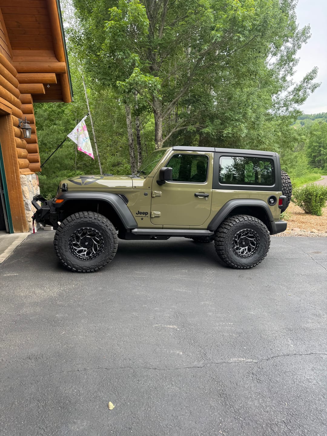 Customer photo review of Fuel 1PC RUNNER OR 17X9 5X5.0 71 -12 NBL