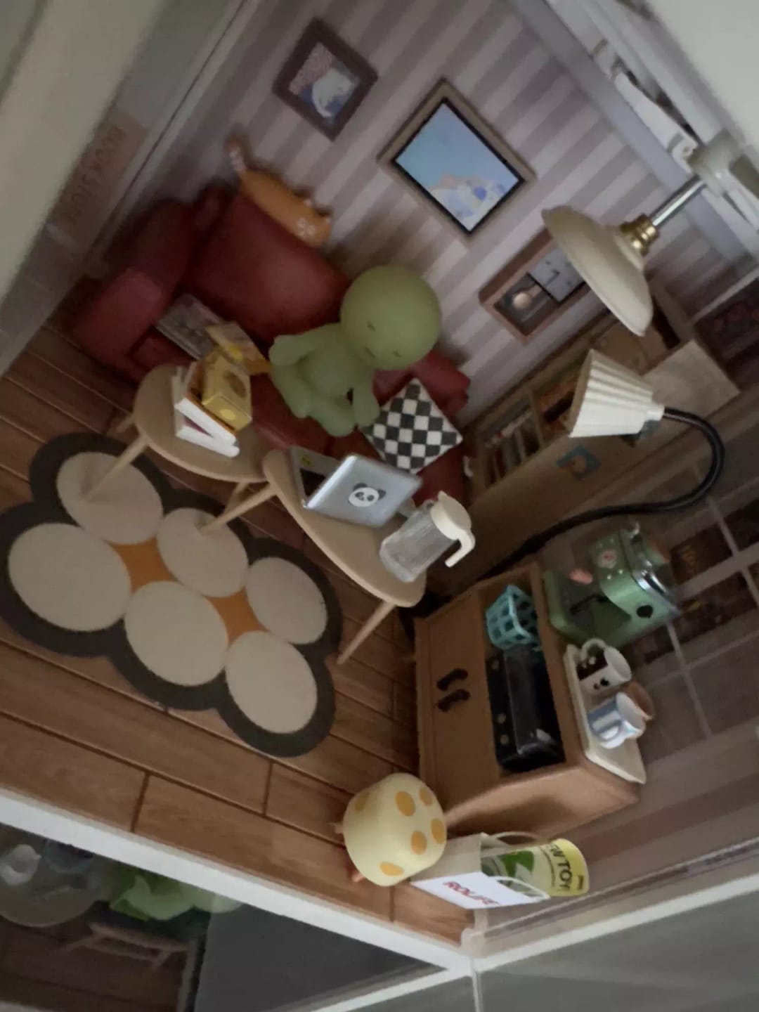 Customer photo review of DIY Miniature Living Room Kit – Rolife Cozy Living Lounge DW007