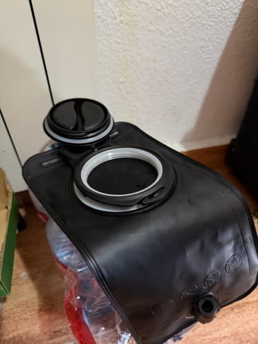 Customer photo review of Glacier 2L Hydration Vest