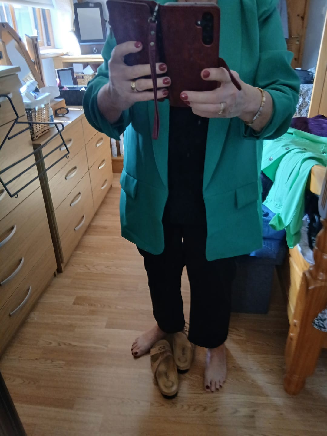 Customer photo review of Merrill Green Gathered Sleeve Blazer