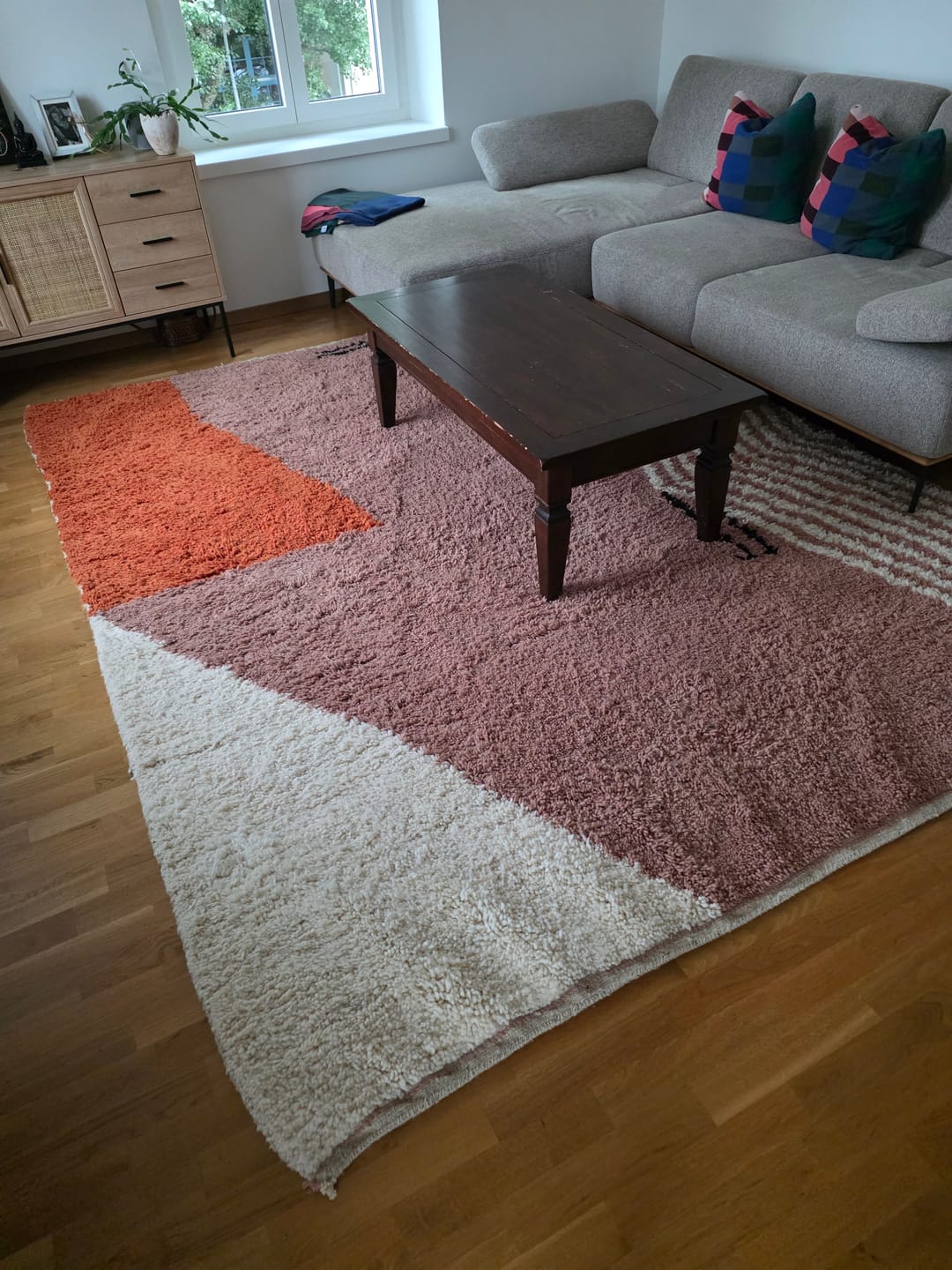 Customer photo review of Modern Moroccan Rug – Handmade Wool Beni Mrirt Carpet