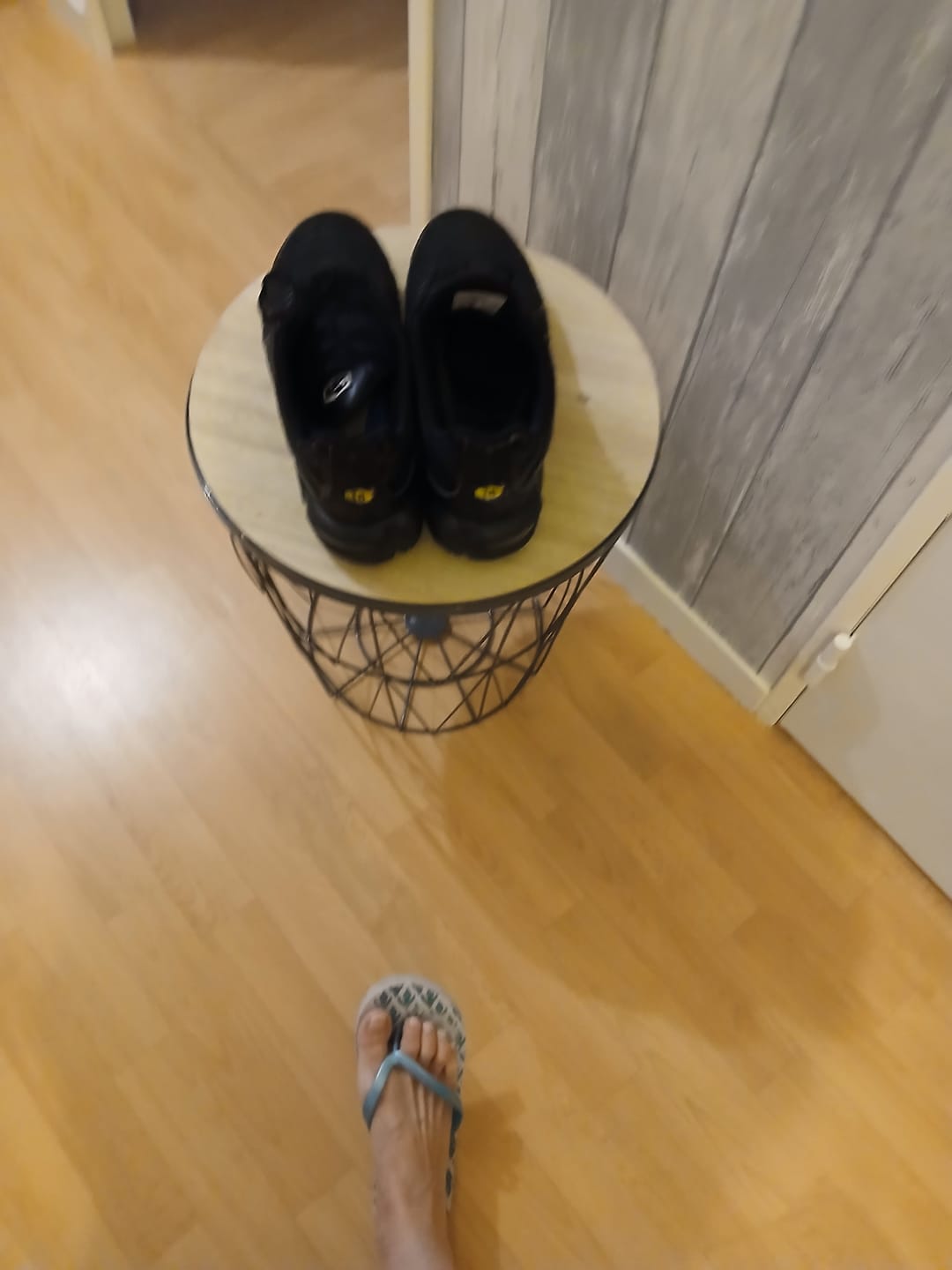 Customer photo review of Nike Air Max Plus "Triple Black"