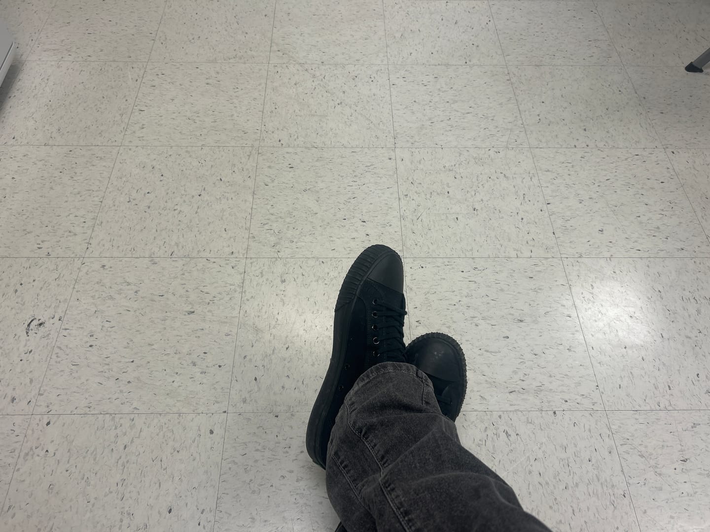 Customer photo review of 1993 Center Wide Low-Top Black