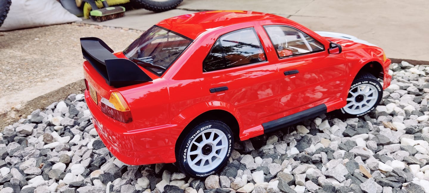 Customer photo review of Mitsubishi EVO 6.5 TME Licensed 1/7 Brushless RTR RC Rally Car | SLEVO-07