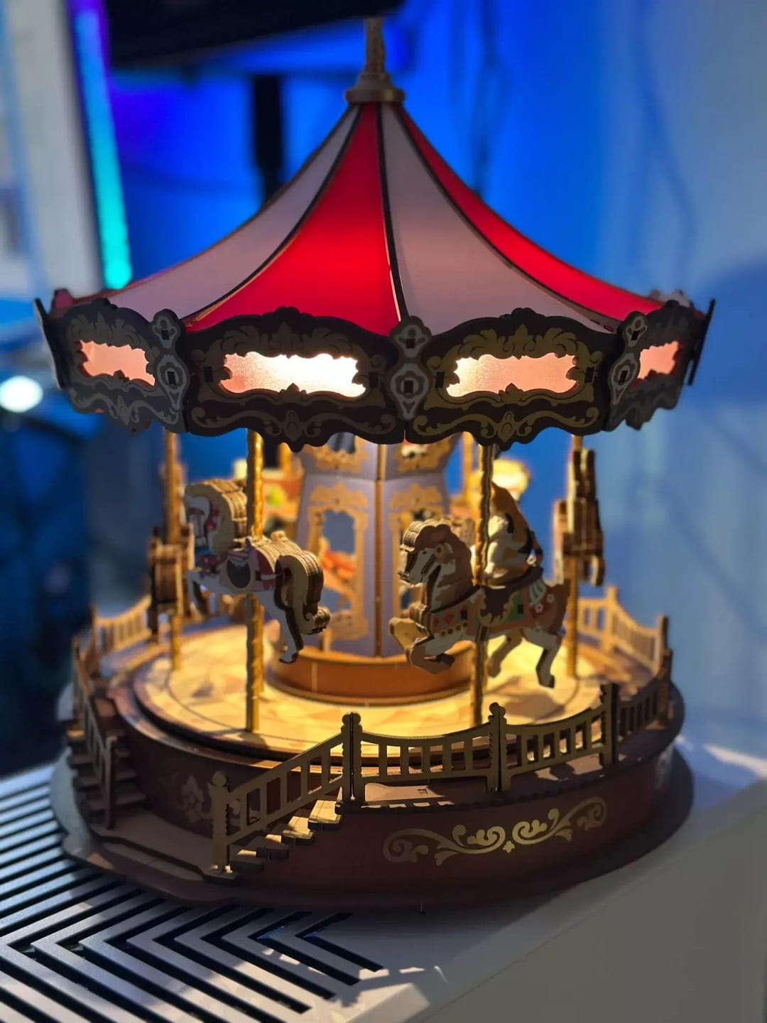 Customer photo review of Rolife Classic Carousel 3D Wooden Puzzle